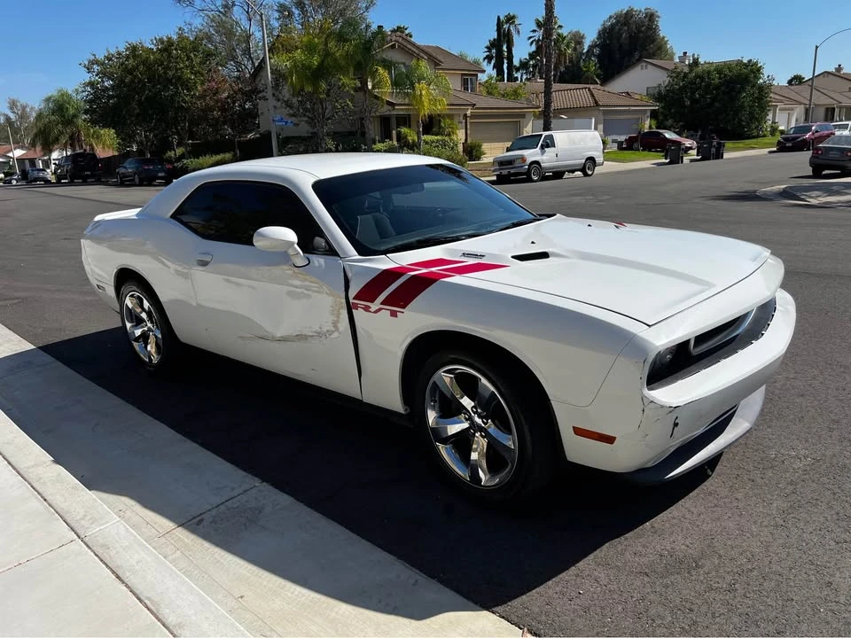 2012 Dodge Challenger 3rd Gen - Image 4 of 7