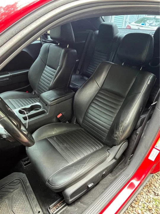 2012 Dodge Challenger 3rd Gen - Image 16 of 20