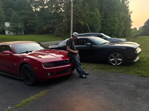 2012 Dodge Challenger R/T Coupe 2D