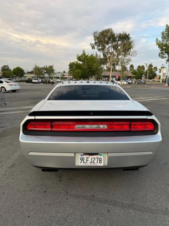 2012 Dodge Challenger 3rd Gen - Image 3 of 9