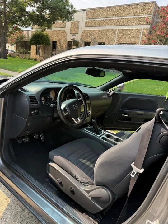 2012 Dodge Challenger 3rd Gen - Image 4 of 8