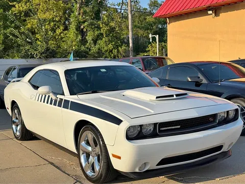 2012 Dodge Challenger R/T Coupe 2D