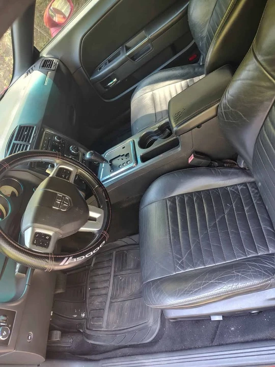 2012 Dodge Challenger 3rd Gen - Image 10 of 15