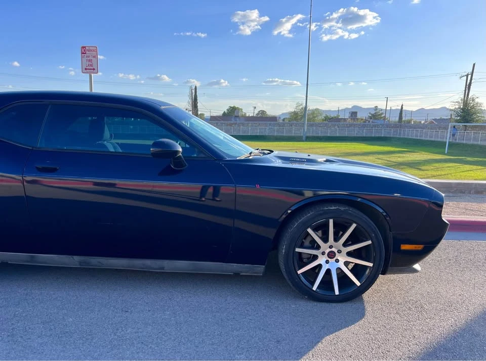 2012 Dodge Challenger 3rd Gen - Image 4 of 8