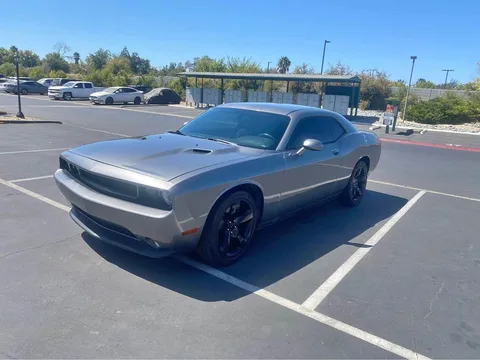 2012 Dodge Challenger R/T Coupe 2D