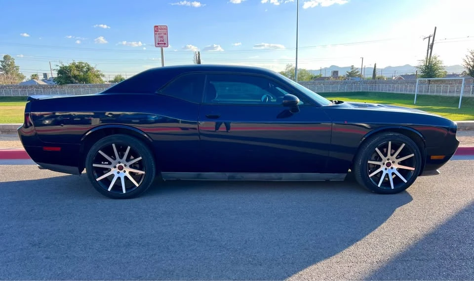 2012 Dodge Challenger 3rd Gen - Image 3 of 8