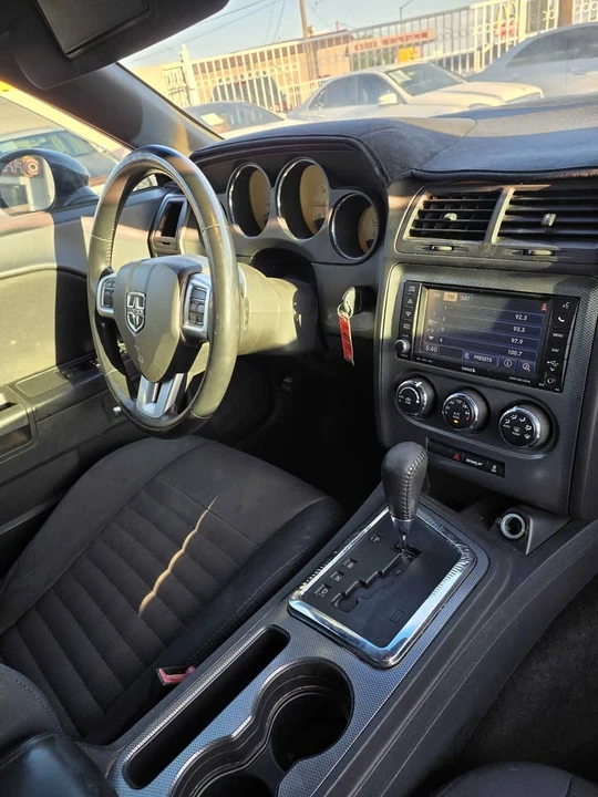 2012 Dodge Challenger 3rd Gen - Image 6 of 7