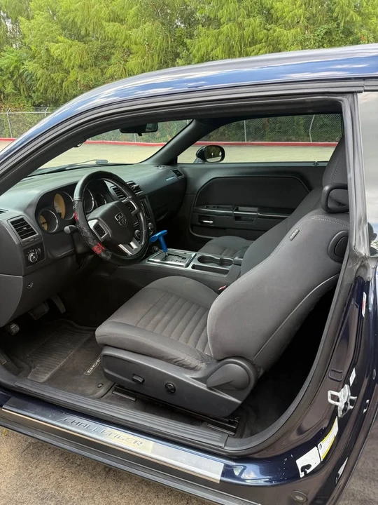 2012 Dodge Challenger 3rd Gen - Image 5 of 7
