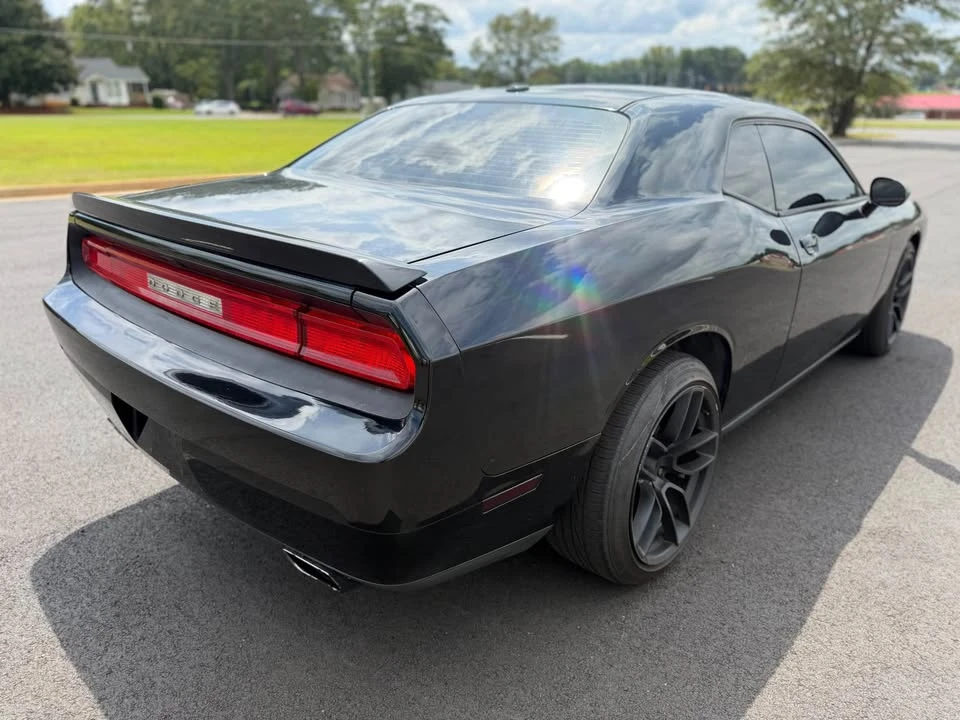 2012 Dodge Challenger 3rd Gen - Image 7 of 11