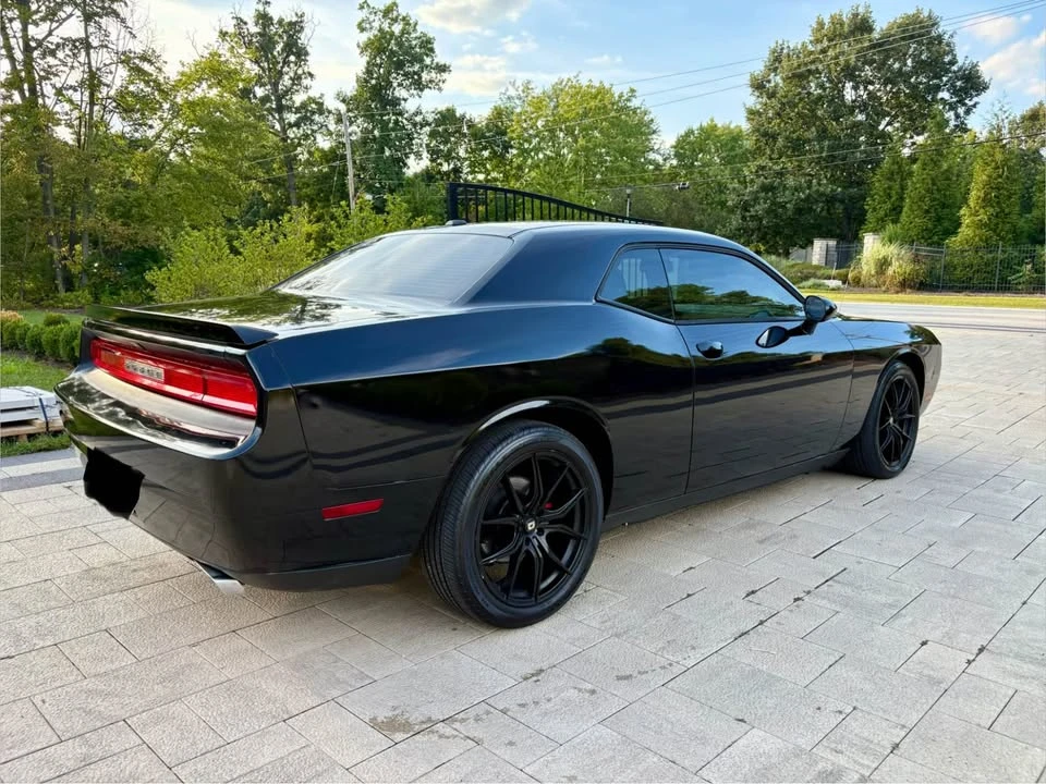 2012 Dodge Challenger 3rd Gen - Image 4 of 8