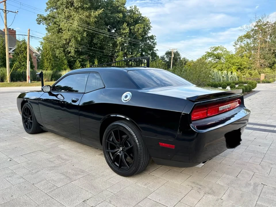 2012 Dodge Challenger 3rd Gen - Image 5 of 8