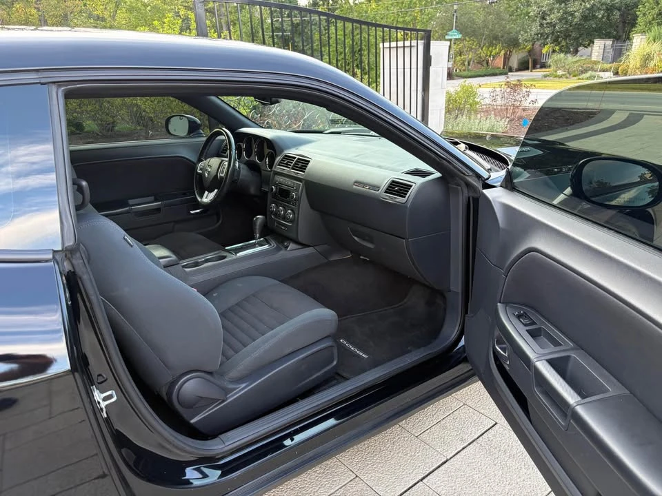 2012 Dodge Challenger 3rd Gen - Image 7 of 8