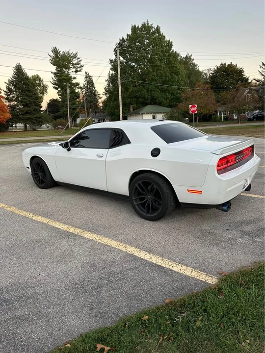 2012 Dodge Challenger 3rd Gen - Image 2 of 12