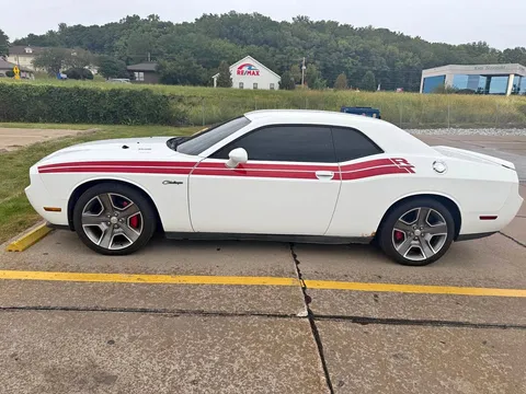 2012 Dodge Challenger R/T Coupe 2D