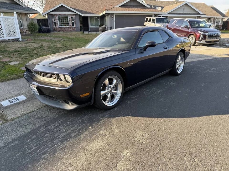 2012 Dodge Challenger 3rd Gen - Image 3 of 7