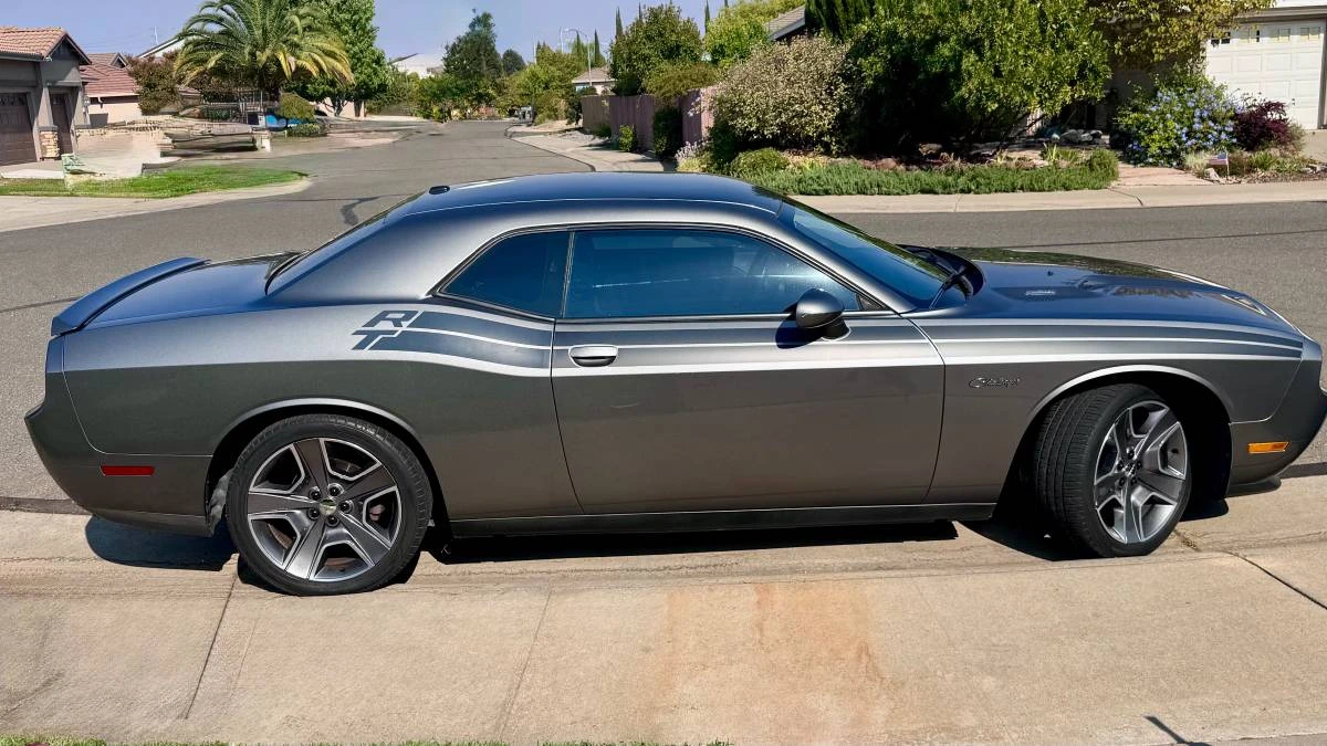 2012 Dodge Challenger 3rd Gen - Image 2 of 15