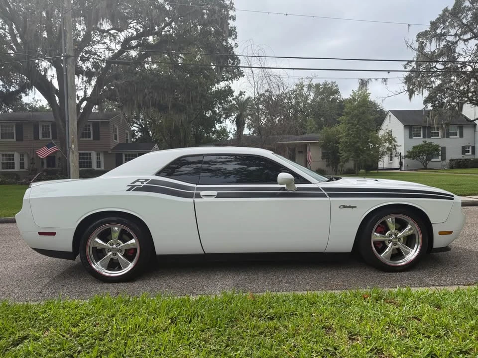 2012 Dodge Challenger 3rd Gen - Image 4 of 20