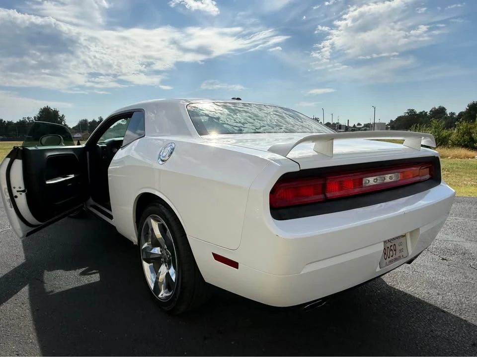 2012 Dodge Challenger 3rd Gen - Image 3 of 18