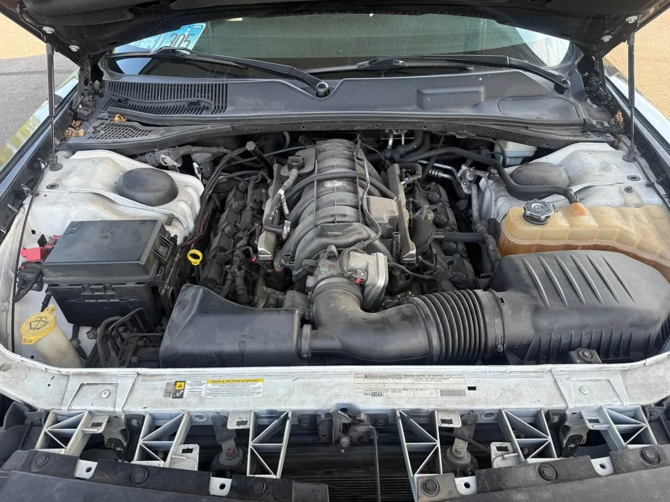 2012 Dodge Challenger 3rd Gen - Image 6 of 10