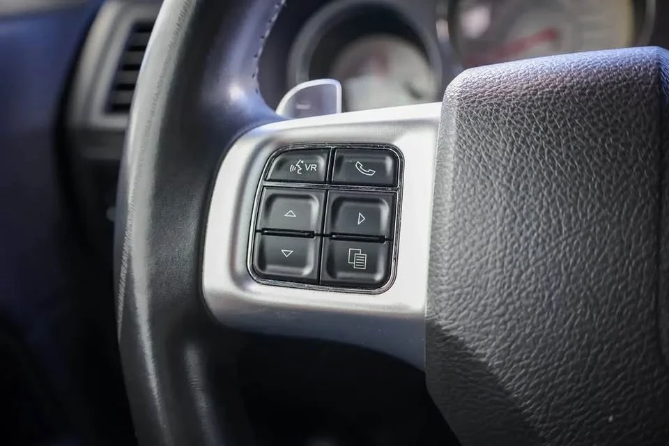 2012 Dodge Challenger 3rd Gen - Image 12 of 16