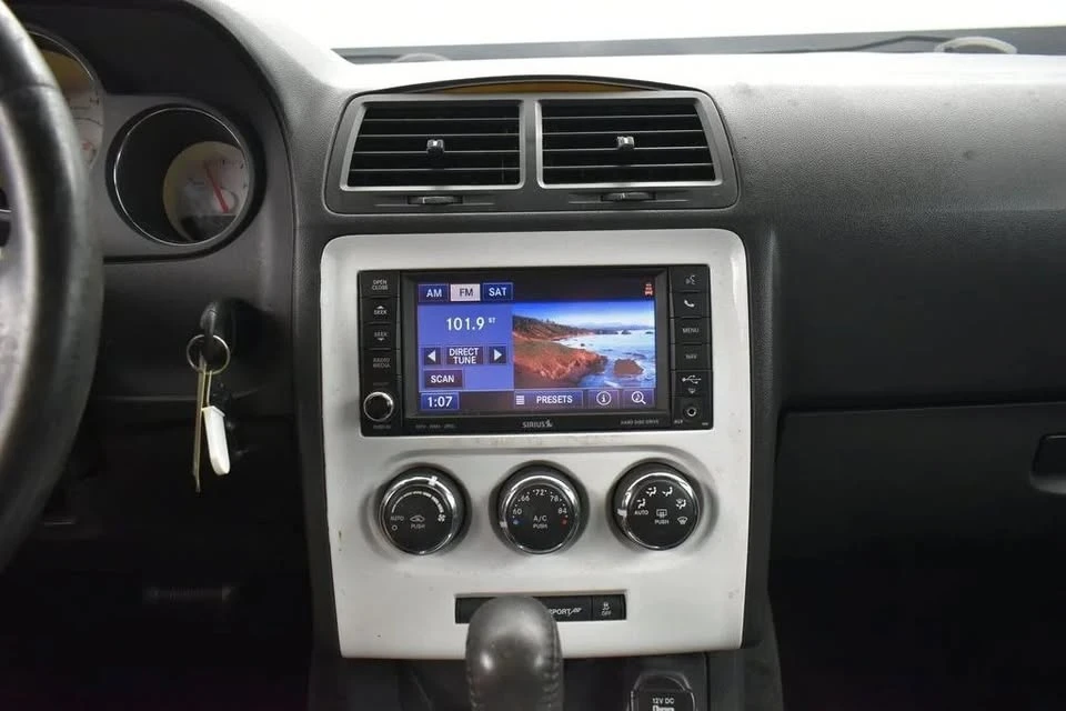 2012 Dodge Challenger 3rd Gen - Image 10 of 12