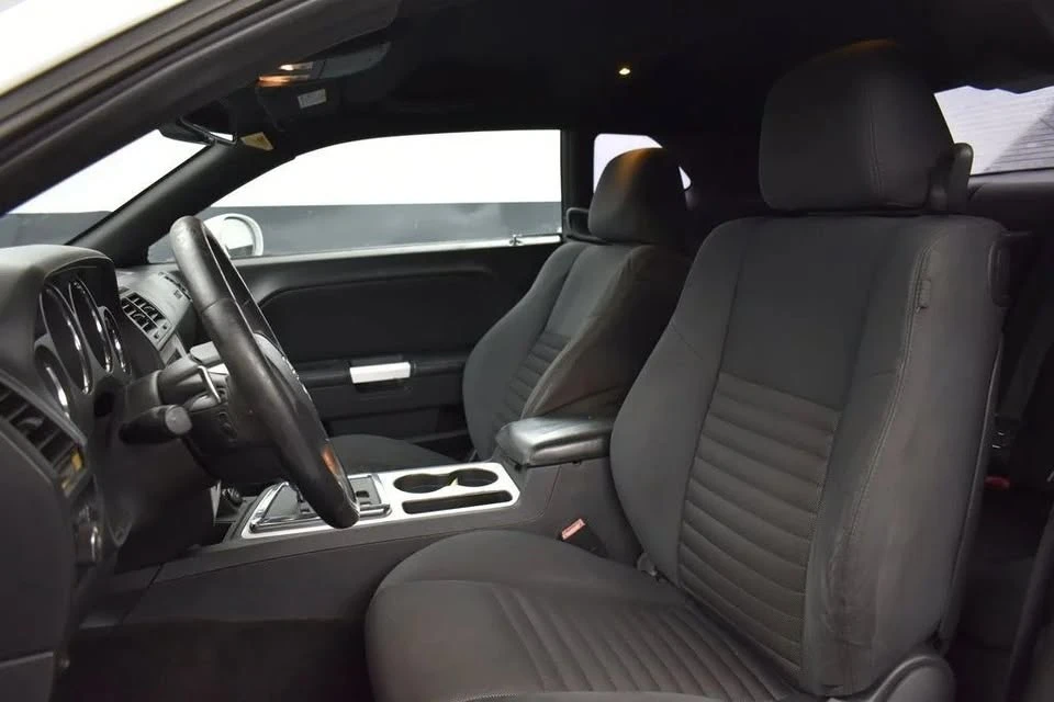 2012 Dodge Challenger 3rd Gen - Image 7 of 12