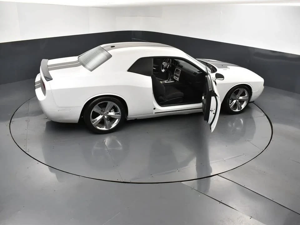 2012 Dodge Challenger 3rd Gen - Image 6 of 12