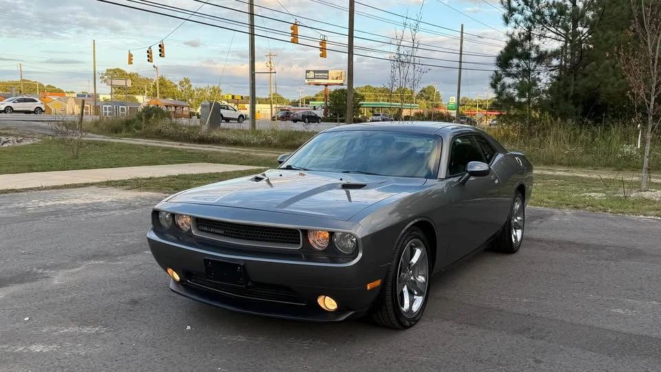 2012 Dodge Challenger 3rd Gen - Image 3 of 16