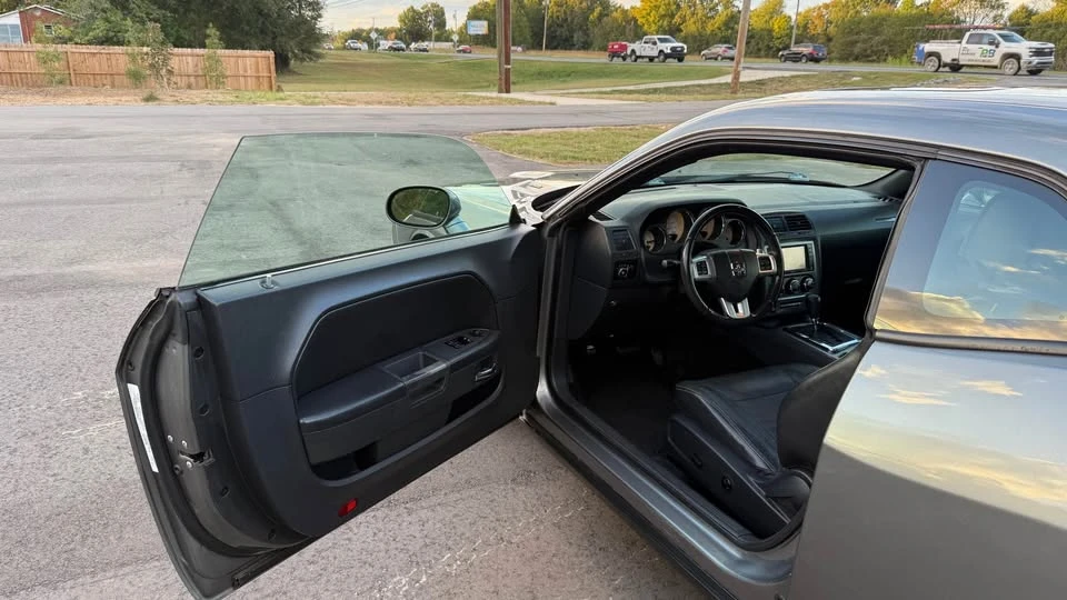2012 Dodge Challenger 3rd Gen - Image 10 of 16