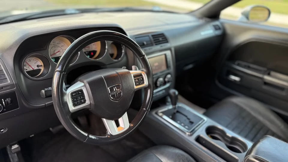 2012 Dodge Challenger 3rd Gen - Image 11 of 16