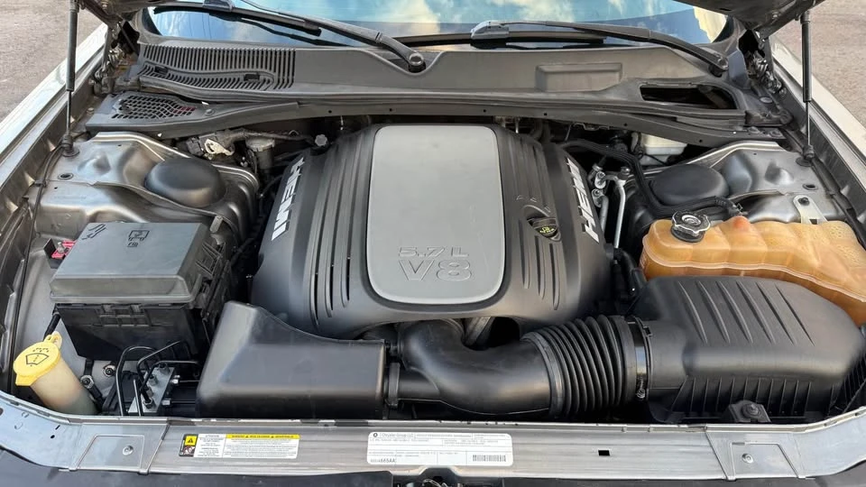 2012 Dodge Challenger 3rd Gen - Image 8 of 16