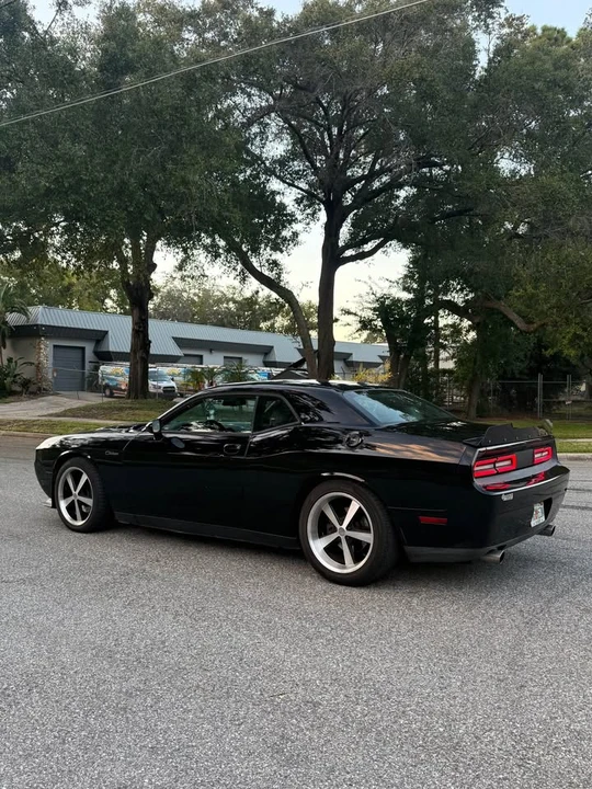 2012 Dodge Challenger 3rd Gen - Image 5 of 11