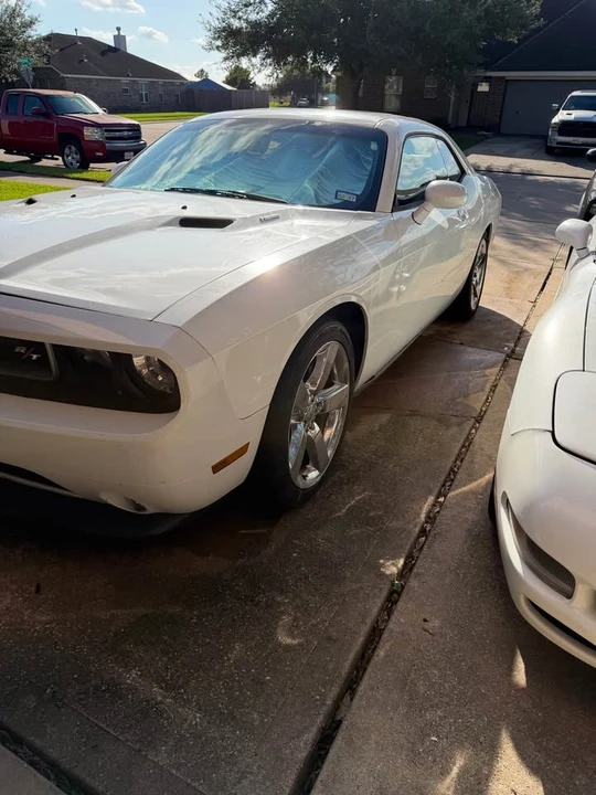2012 Dodge Challenger 3rd Gen - Image 4 of 11