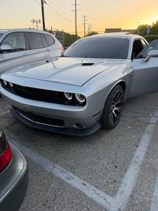 2012 Dodge Challenger 3rd Gen - Image 11 of 15