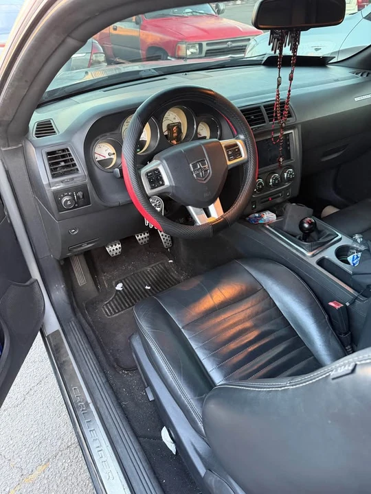 2012 Dodge Challenger 3rd Gen - Image 14 of 15