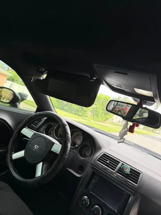 2012 Dodge Challenger 3rd Gen - Image 13 of 17