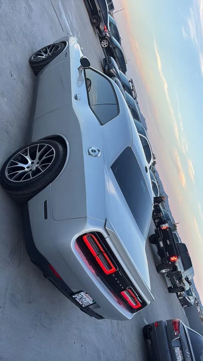 2012 Dodge Challenger 3rd Gen - Image 4 of 11