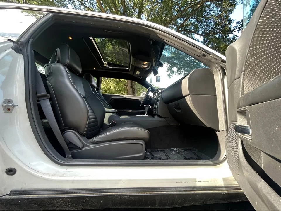2012 Dodge Challenger 3rd Gen - Image 17 of 20