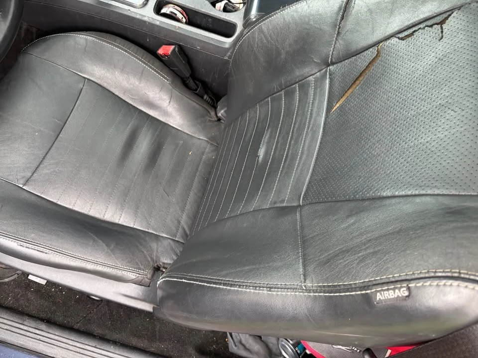 2012 Dodge Challenger 3rd Gen - Image 3 of 10