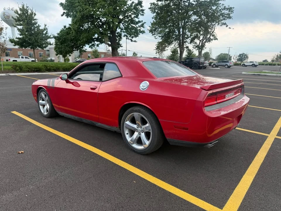 2012 Dodge Challenger 3rd Gen - Image 8 of 17