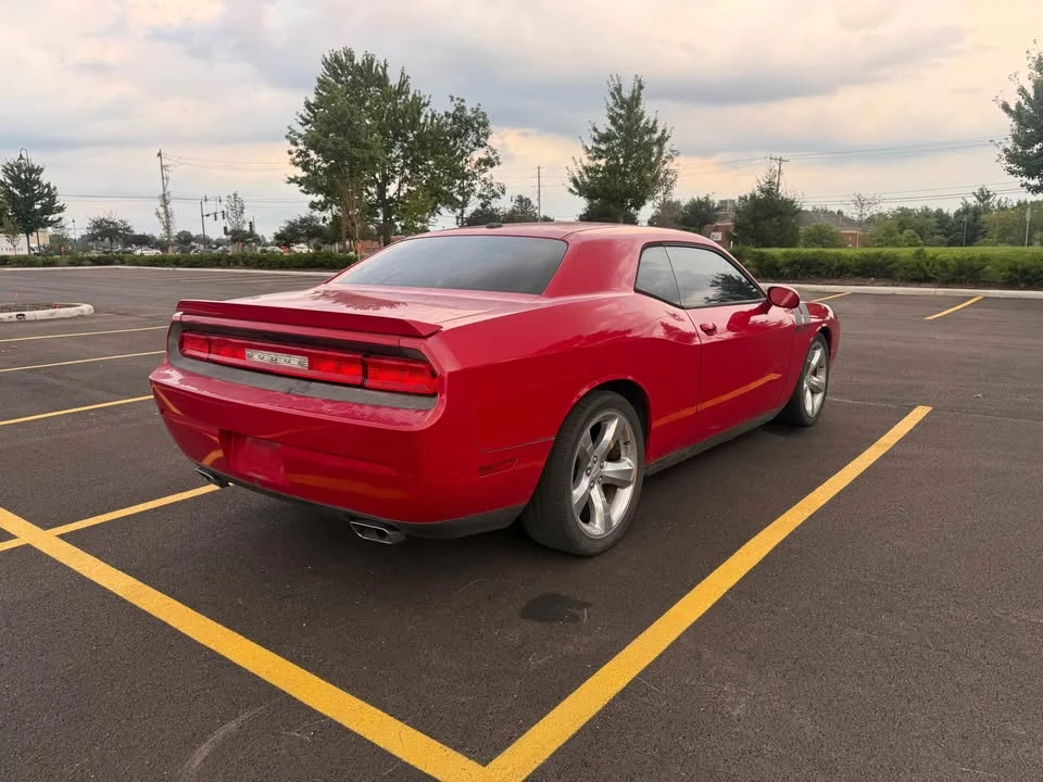 2012 Dodge Challenger 3rd Gen - Image 6 of 17