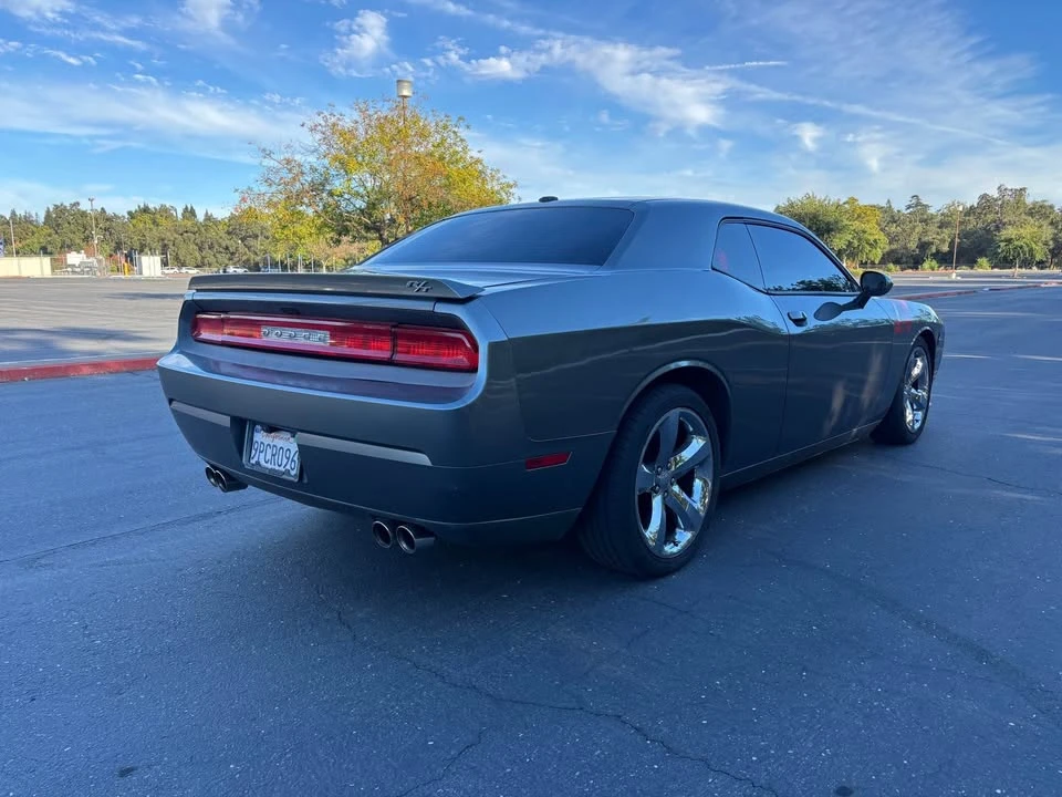 2012 Dodge Challenger 3rd Gen - Image 5 of 20