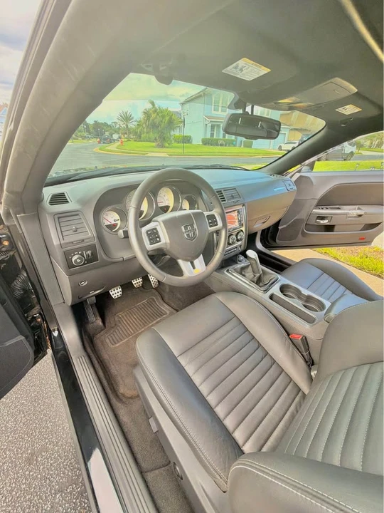2012 Dodge Challenger 3rd Gen - Image 9 of 20