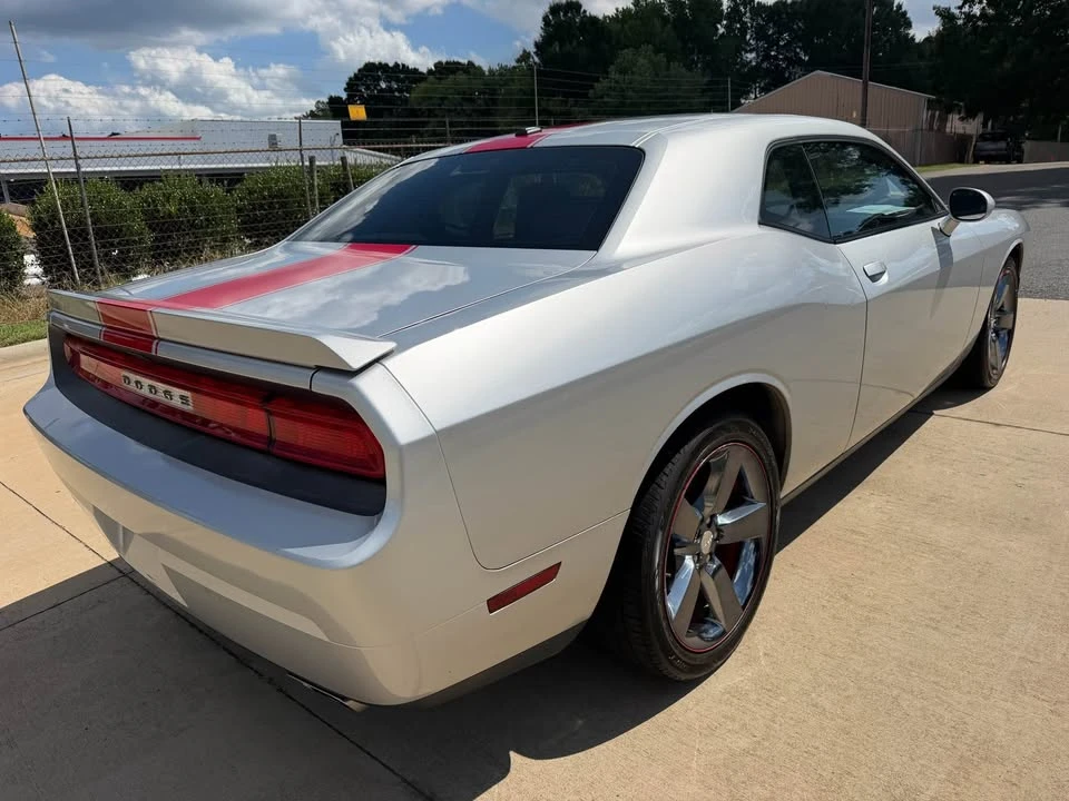 2012 Dodge Challenger 3rd Gen - Image 7 of 20