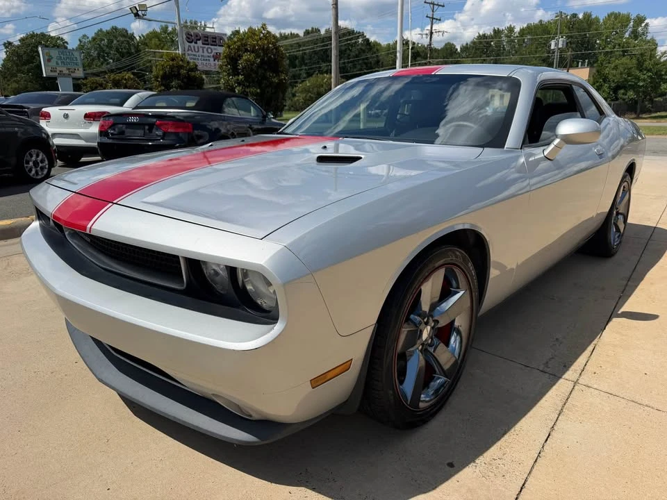 2012 Dodge Challenger 3rd Gen - Image 3 of 20