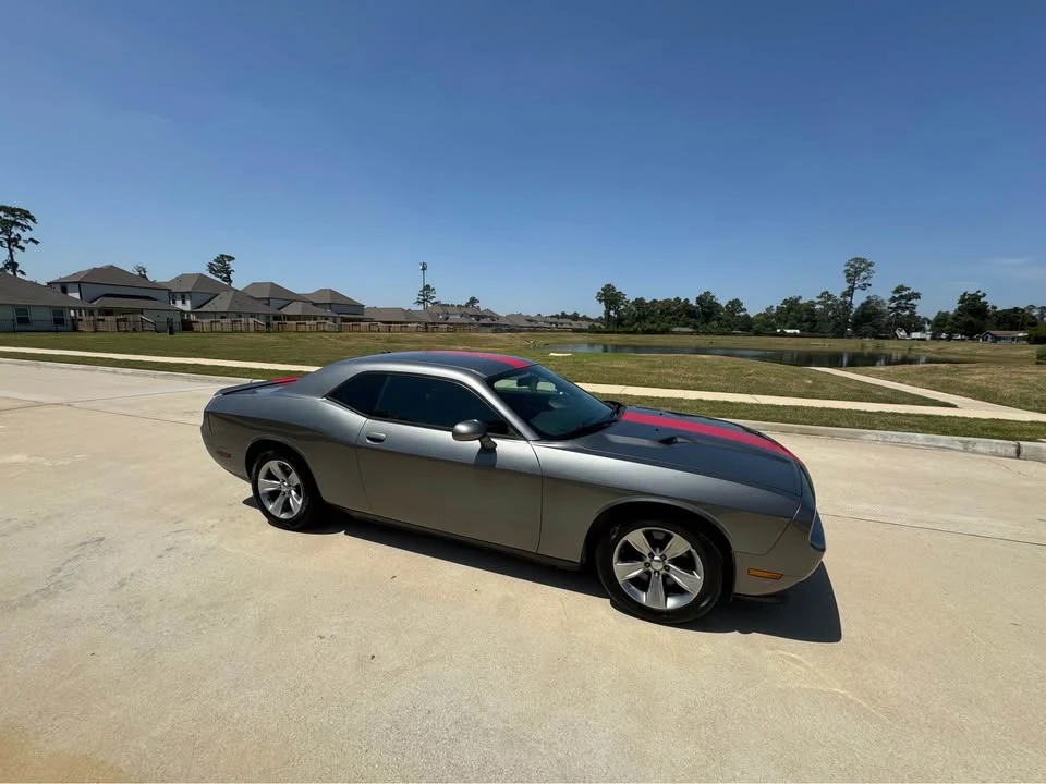 2012 Dodge Challenger 3rd Gen - Image 3 of 10