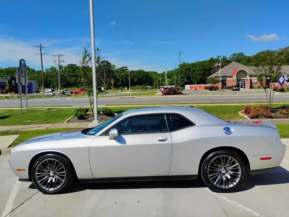 2012 Dodge Challenger 3rd Gen - Image 3 of 15