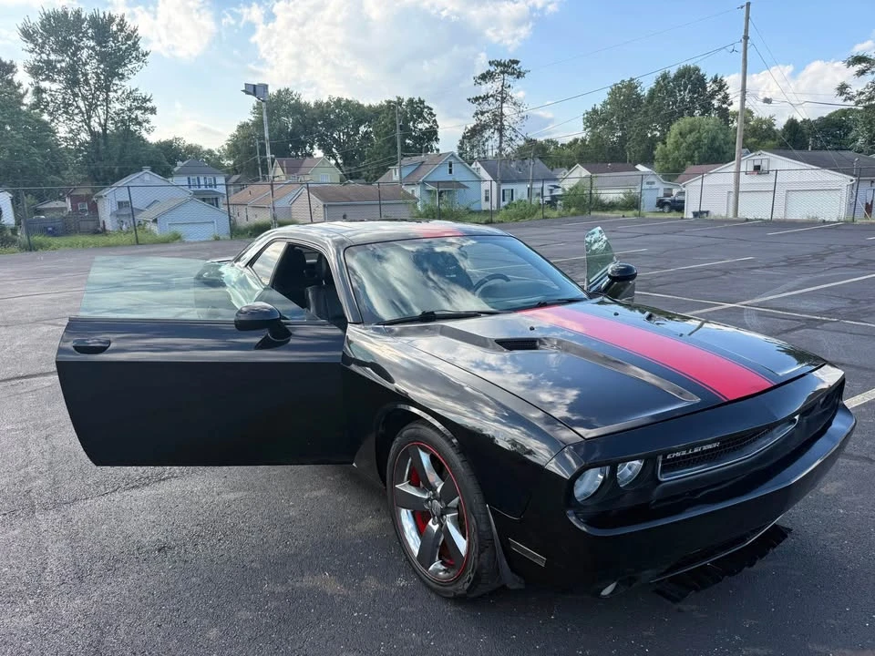 2012 Dodge Challenger 3rd Gen - Image 19 of 20