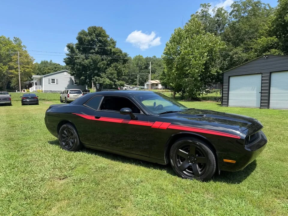 2012 Dodge Challenger 3rd Gen - Image 2 of 5