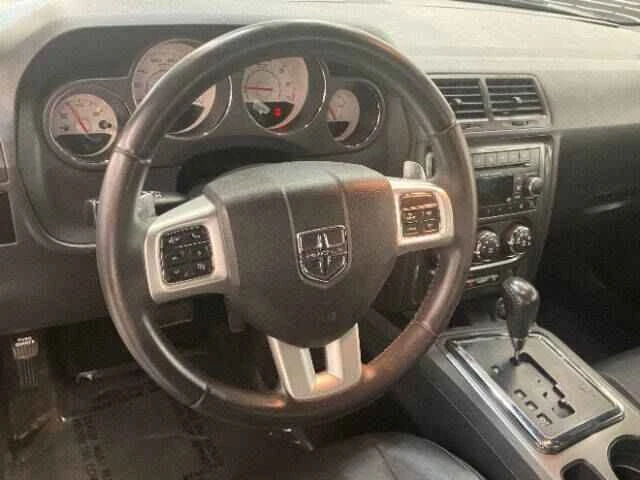 2012 Dodge Challenger 3rd Gen - Image 10 of 17